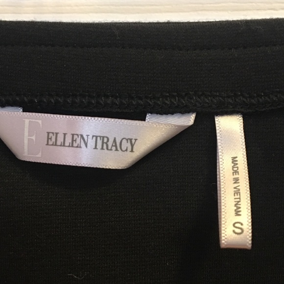 Black pencil skirt | small 🤩 - Picture 3 of 4